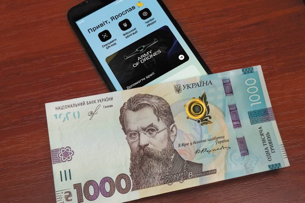 Тисяча Зеленського – що це таке, кому доступна та як отримати виплату тисяча зеленського